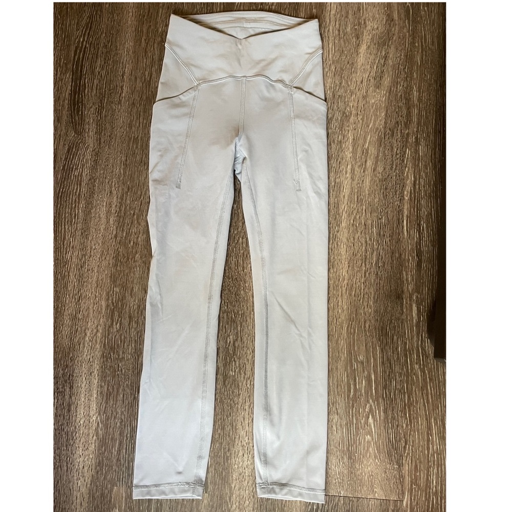Lululemon power thru high rise crop 23” in rhino gray